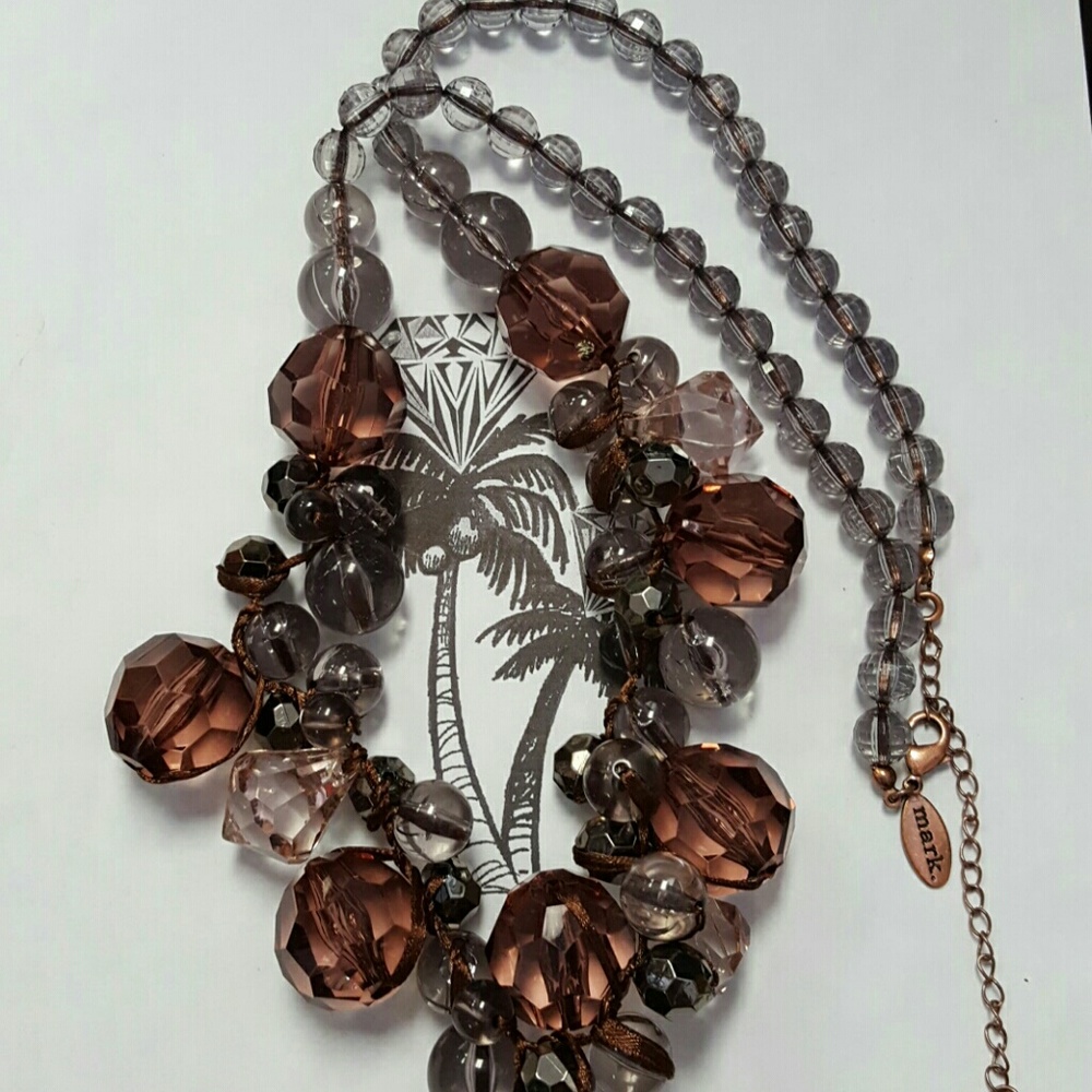 Avon Mark Bauble Necklace